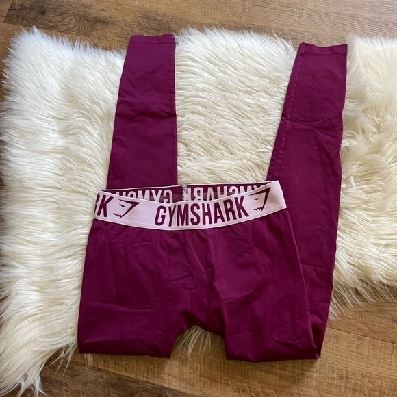 GYMSHARK Deep Plum Fit Leggings - Picture 2 of 3